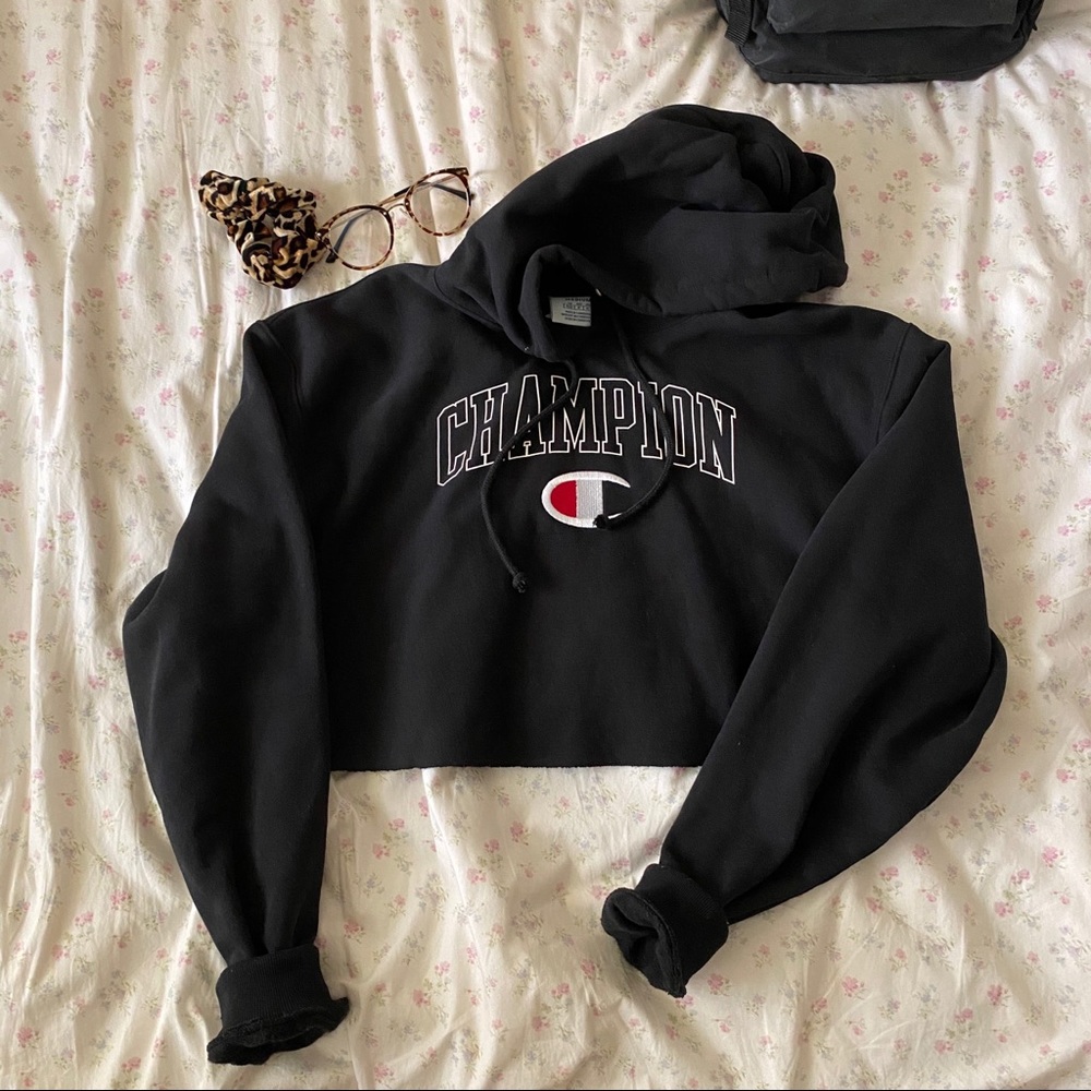 Black Champion Cropped Hoodie